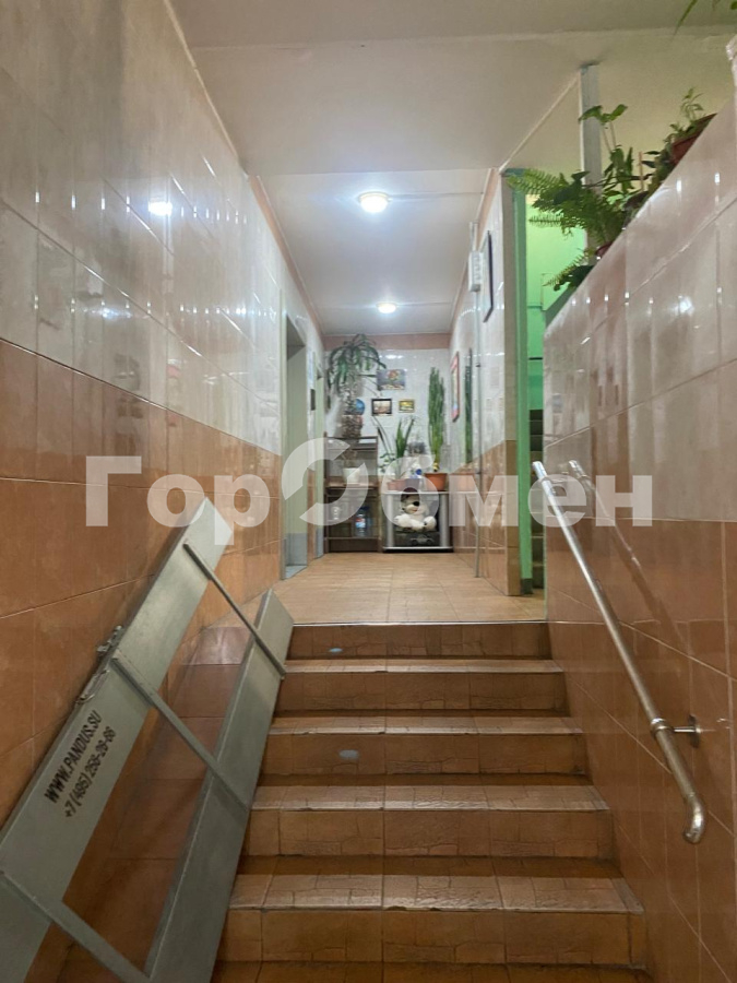 Продажа 2-комнатной квартиры, Москва, Россия,    улица Миклухо-Маклая