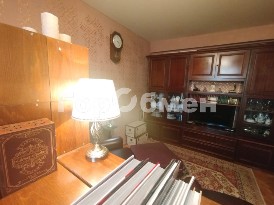 Продажа 2-комнатной квартиры, Москва, Россия,    Ленинский проспект