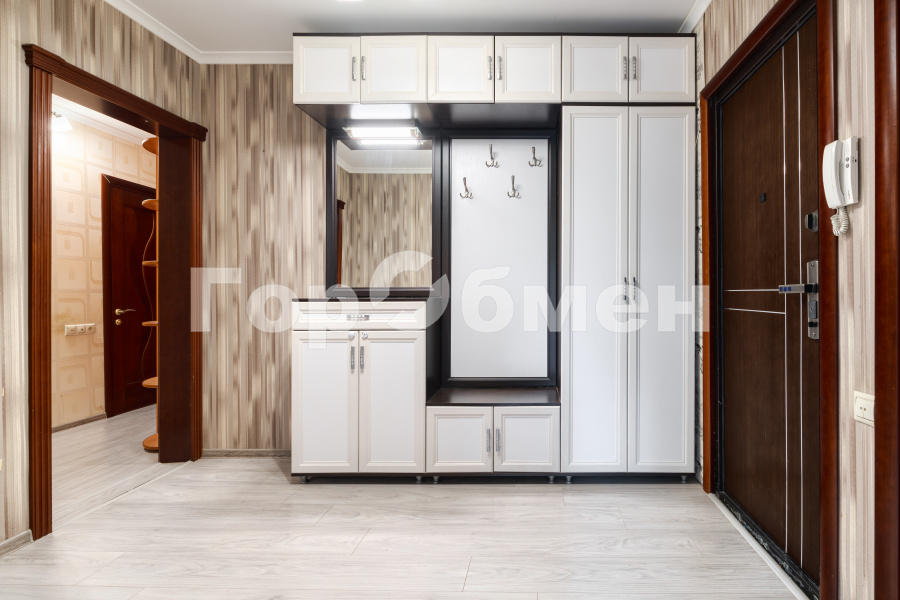 Продажа 3-комнатной квартиры, Московская, Россия,   городской округ Домодедово