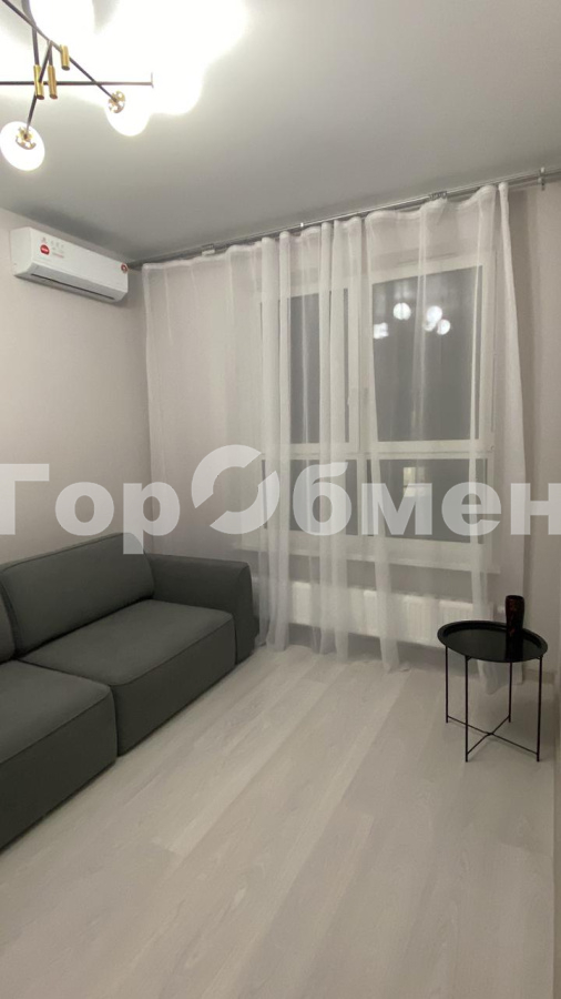 Аренда 2-комнатной квартиры, Москва, Россия,   улица Петра Алексеева