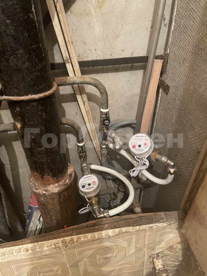 Продажа 2-комнатной квартиры, Москва, Россия,   улица Коминтерна