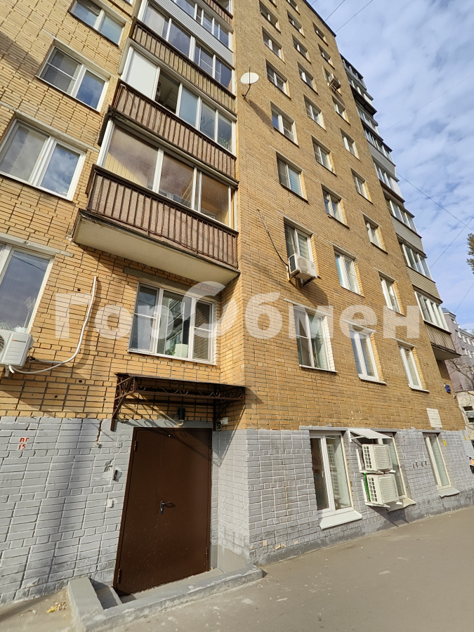 Продажа 2-комнатной квартиры, Москва, Россия,    улица Фридриха Энгельса