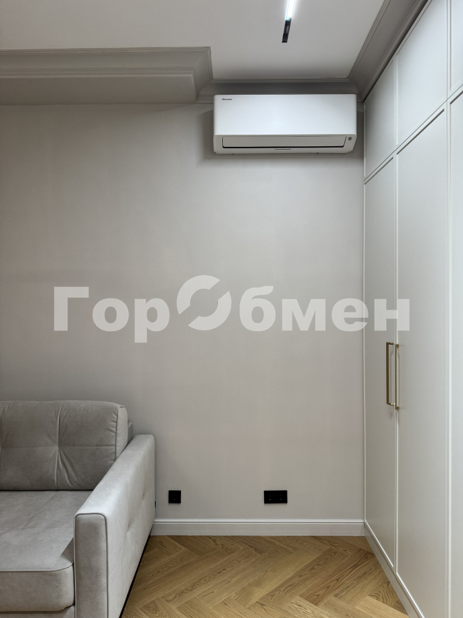 Аренда 2-комнатной квартиры, Москва, Россия,   улица Нижние Мнёвники