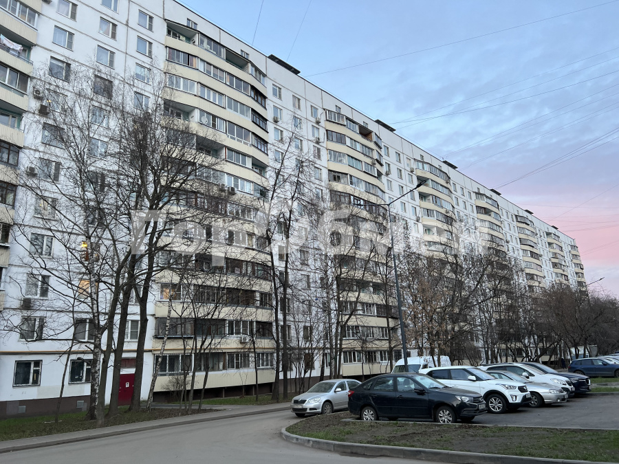 Аренда 2-комнатной квартиры, Москва, Россия,   Саянская улица