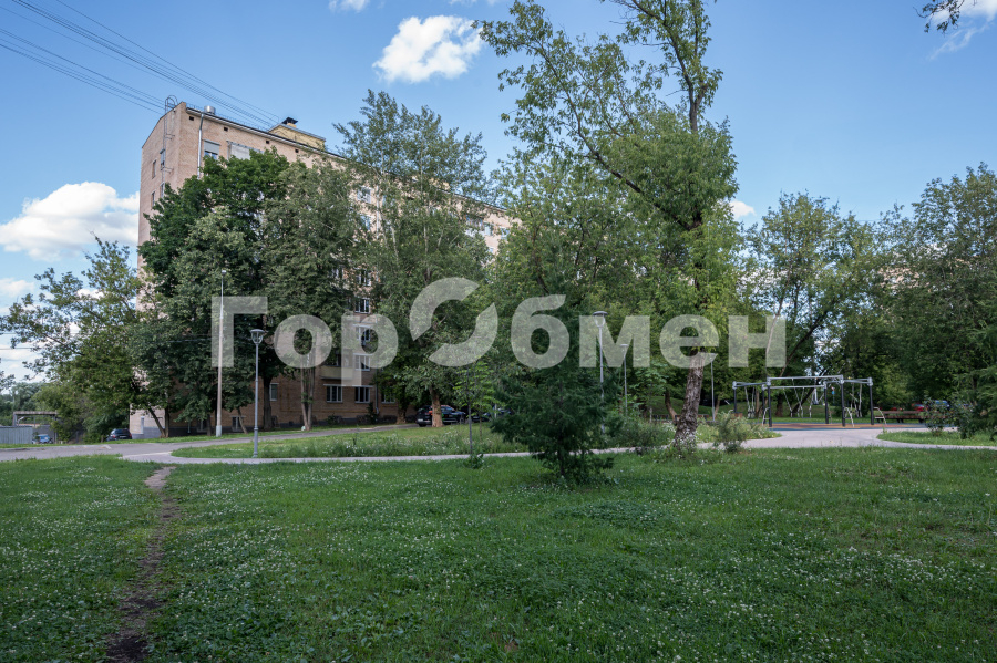 Продажа 2-комнатной квартиры, Москва, Россия,   улица Касаткина