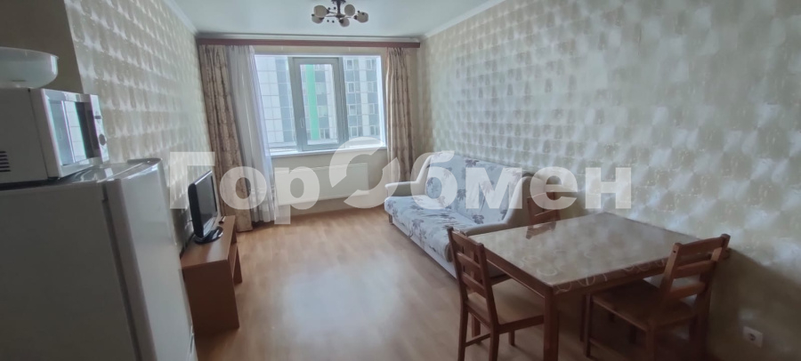 Аренда 2-комнатной квартиры, Москва, Россия,   бульвар Маршала Рокоссовского