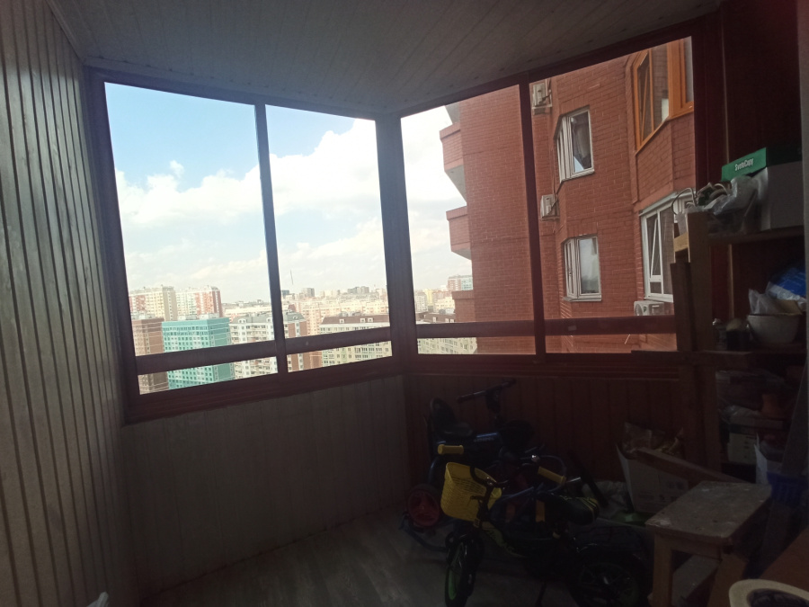 Продажа 3-комнатной квартиры, Москва, Россия,    улица Вертолётчиков