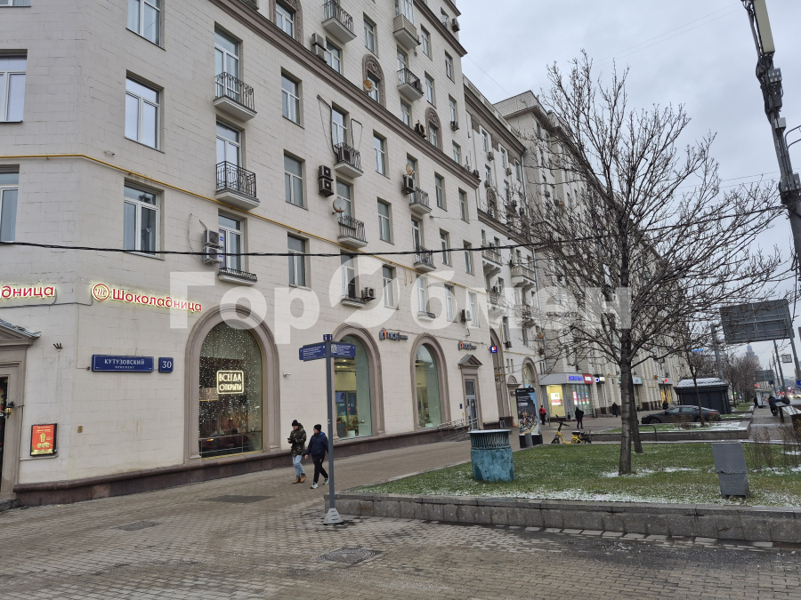 Продажа 2-комнатной квартиры, Москва, Россия,   Кутузовский проспект