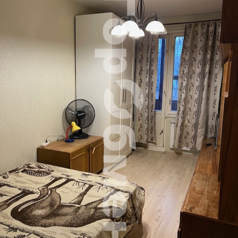 Аренда 3-комнатной квартиры, Москва, Россия,   улица 26 Бакинских Комиссаров