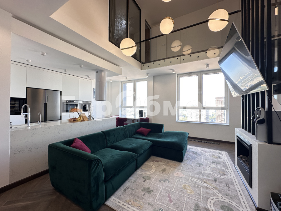 Продажа 4-комнатной квартиры, Москва, Россия,    Шелепихинская набережная