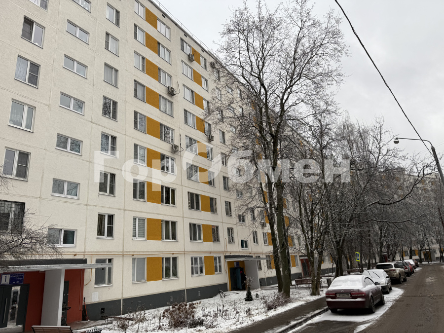 Продажа 2-комнатной квартиры, Москва, Россия,   улица Генерала Тюленева