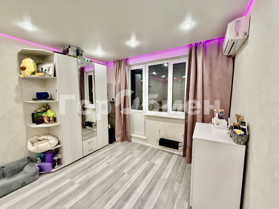 Продажа 1-комнатной квартиры, Москва, Россия,   Балаклавский проспект