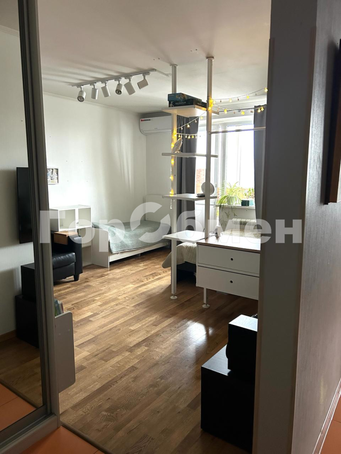 Продажа 1-комнатной квартиры, Москва, Россия,   Южный административный округ