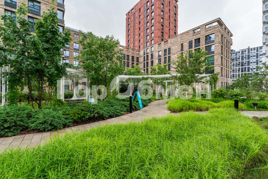 Продажа 2-комнатной квартиры, Москва, Россия,   улица Нижние Мнёвники