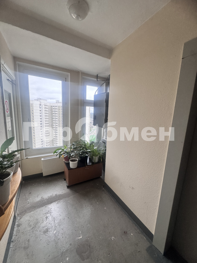 Продажа 2-комнатной квартиры, Москва, Россия,   Лукинская улица