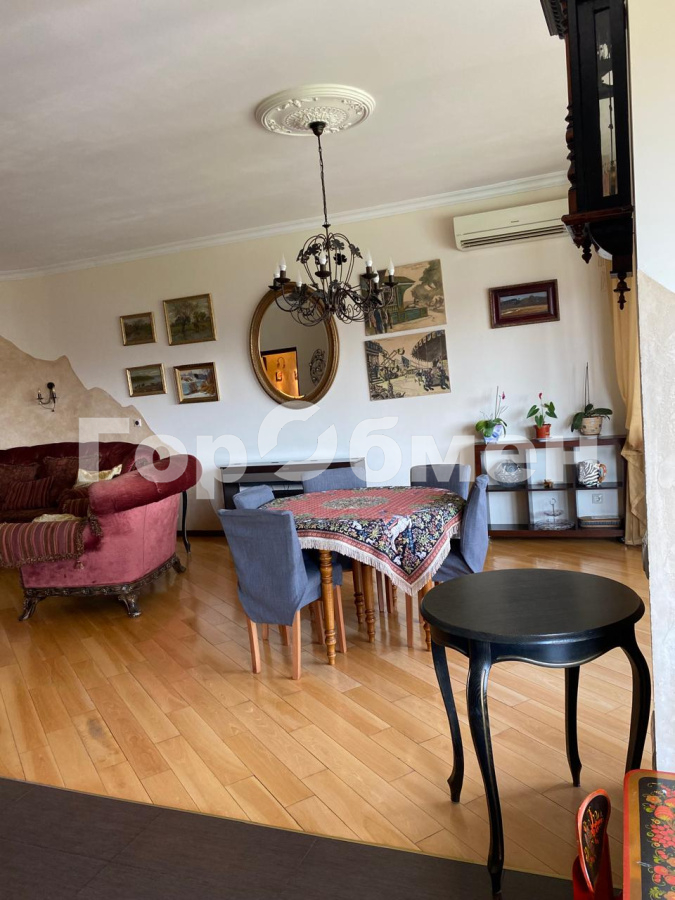 Аренда 3-комнатной квартиры, Москва, Россия,   улица Пырьева