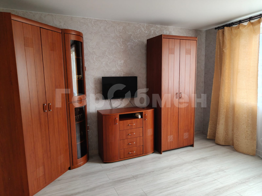 Аренда 2-комнатной квартиры, Москва, Россия,   Загорьевский проезд