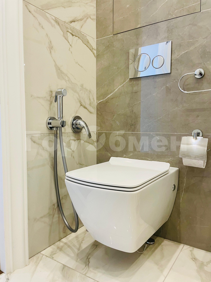 Продажа 2-комнатной квартиры, Москва, Россия,   Рубцовско-Дворцовая улица