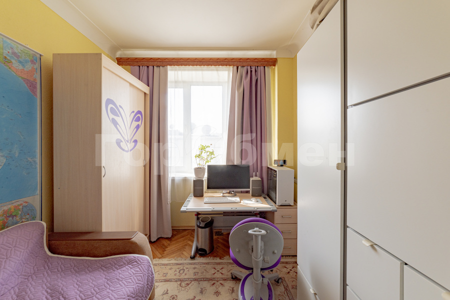 Продажа 4-комнатной квартиры, Москва, Россия,    Кропоткинский переулок