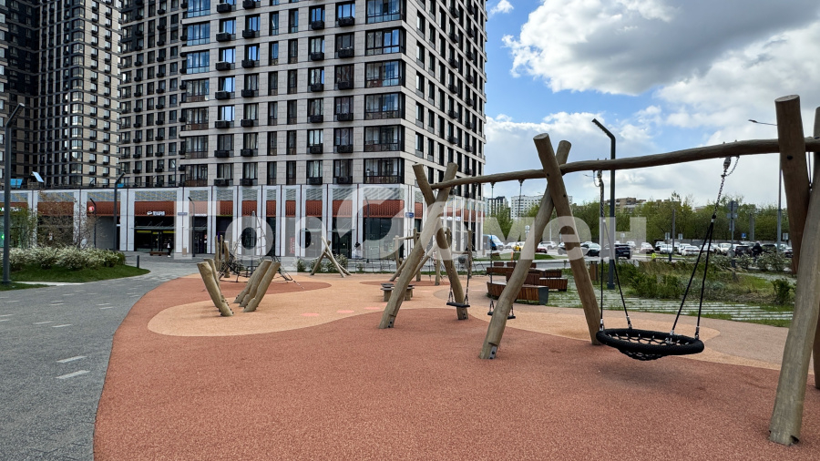 Продажа 3-комнатной квартиры, Москва, Россия,    Электролитный проезд