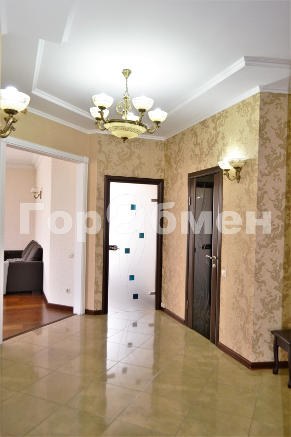 Аренда 3-комнатной квартиры, Москва, Россия,   улица Раменки