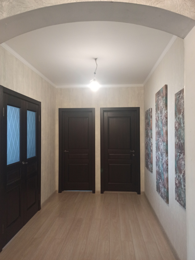 Продажа 3-комнатной квартиры, Москва, Россия,    улица Вертолётчиков