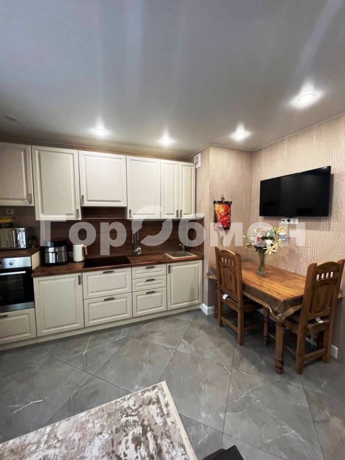 Продажа 2-комнатной квартиры, Химки, Россия,   городской округ   микрорайон Сходня