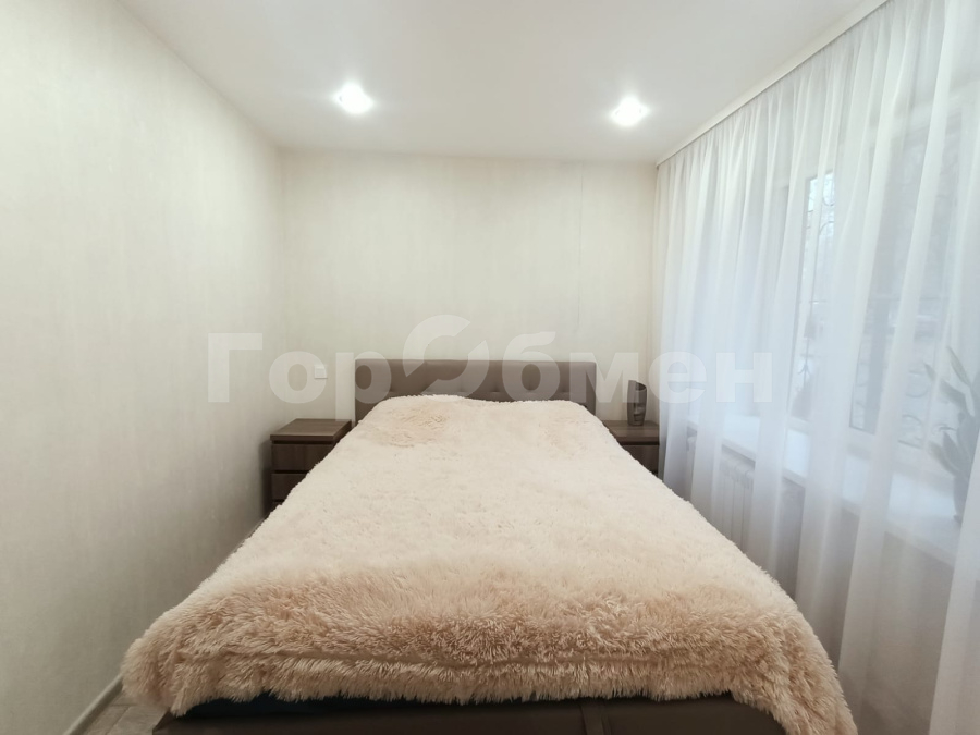 Продажа 2-комнатной квартиры, Москва, Россия,   улица Искры