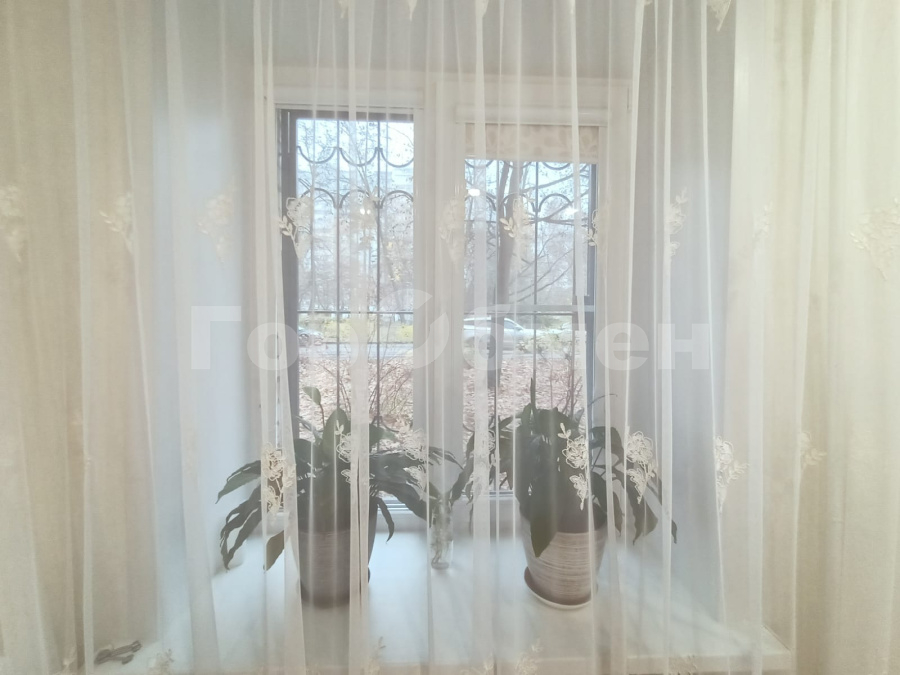 Продажа 2-комнатной квартиры, Москва, Россия,   улица Искры