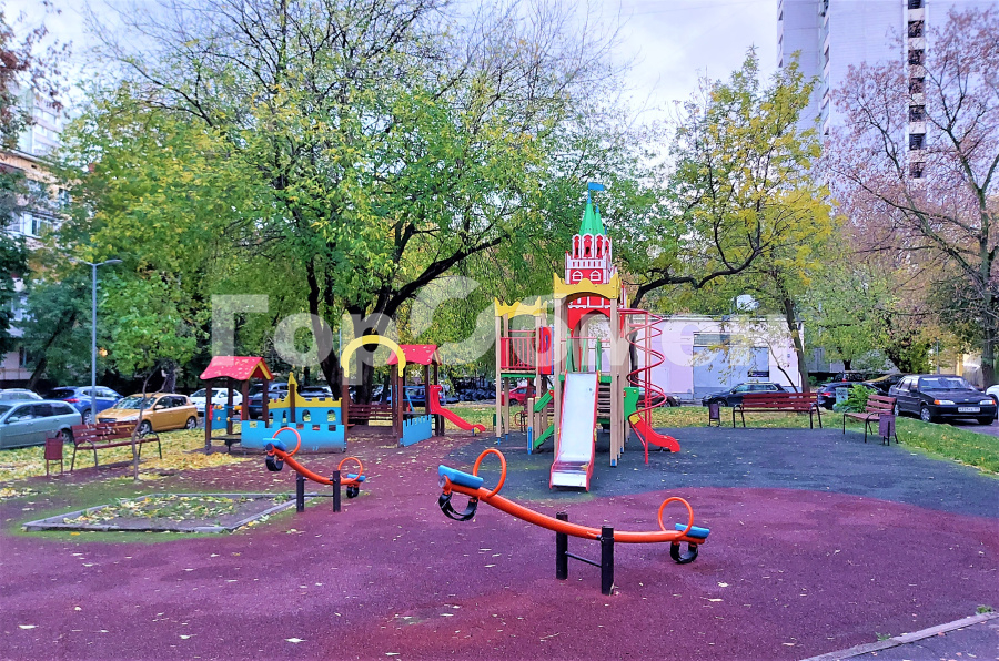 Аренда 3-комнатной квартиры, Москва, Россия,   улица Сущёвский Вал