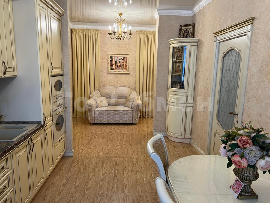 Продажа 2-комнатной квартиры, Реутов, Россия,    улица Реутовских Ополченцев