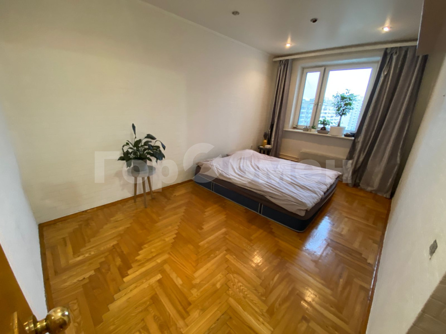 Продажа 3-комнатной квартиры, Москва, Россия,   Новокосинская улица