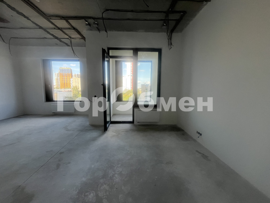 Продажа 3-комнатной квартиры, Москва, Россия,    улица Вильгельма Пика