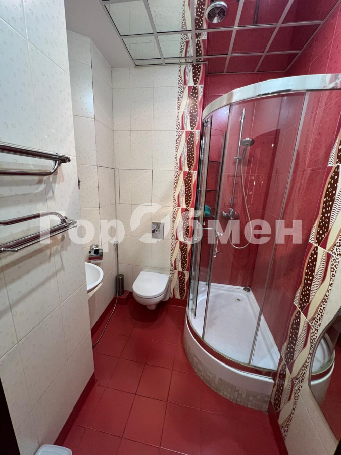 Продажа 3-комнатной квартиры, Москва, Россия,   улица Пырьева