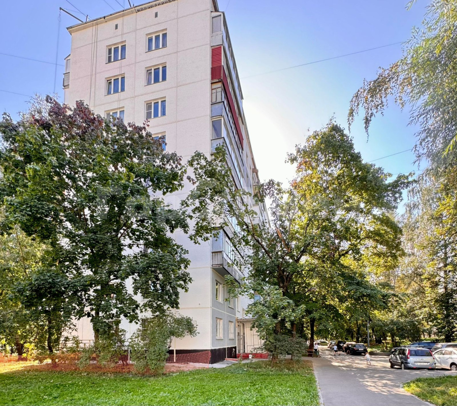 Аренда 2-комнатной квартиры, Москва, Россия,    Кантемировская улица