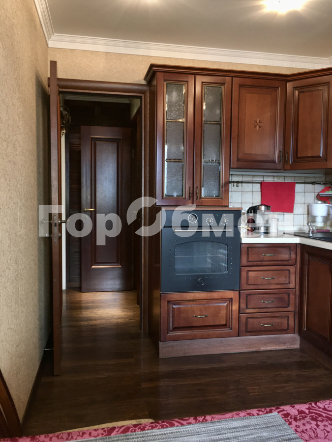 Аренда 2-комнатной квартиры, Москва, Россия,   Новочеркасский бульвар