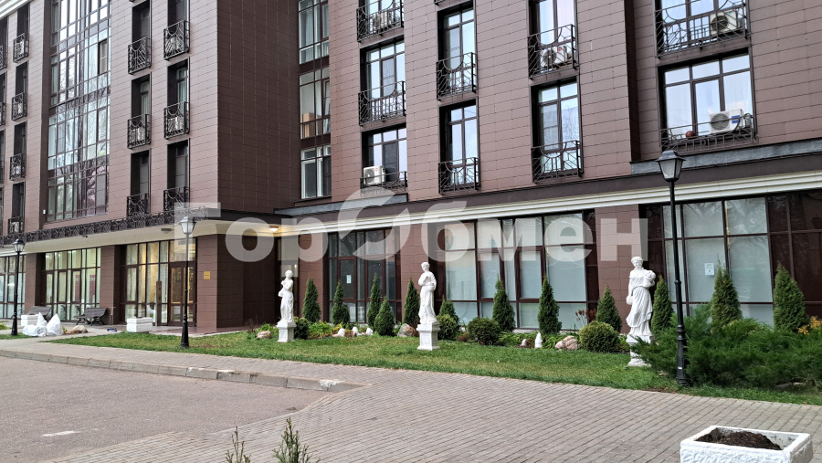 Продажа 4-комнатной квартиры, Москва, Россия,   1-я Мясниковская улица