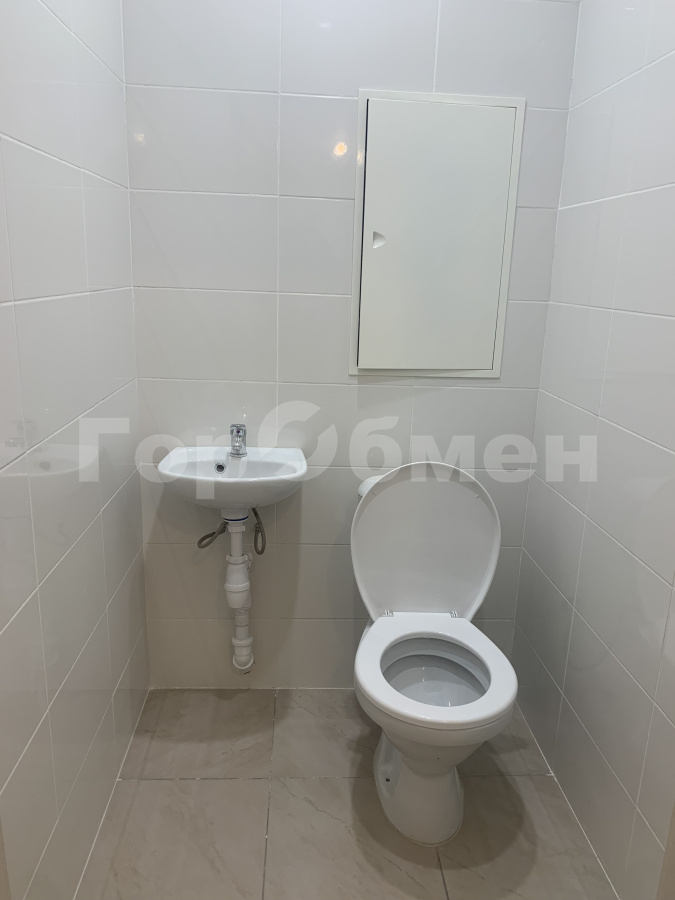 Продажа 2-комнатной квартиры, Москва, Россия,    улица Воейкова