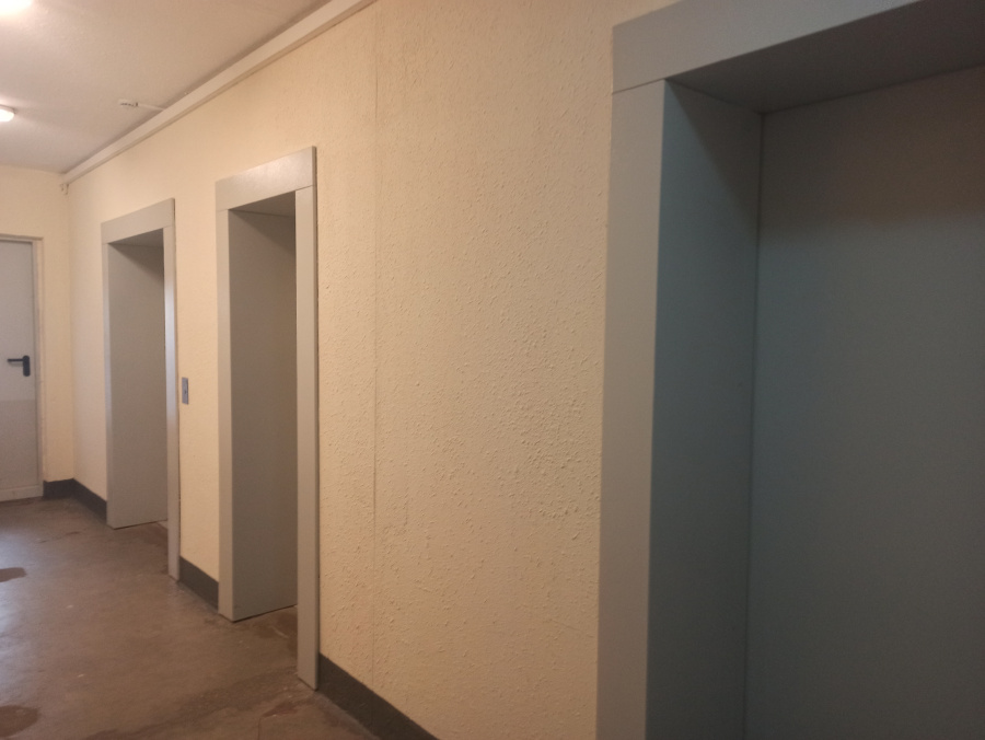 Продажа 3-комнатной квартиры, Москва, Россия,    улица Вертолётчиков