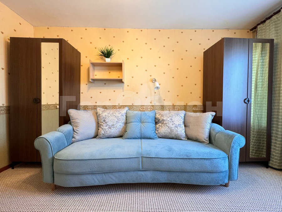 Аренда 2-комнатной квартиры, Москва, Россия,    Кантемировская улица