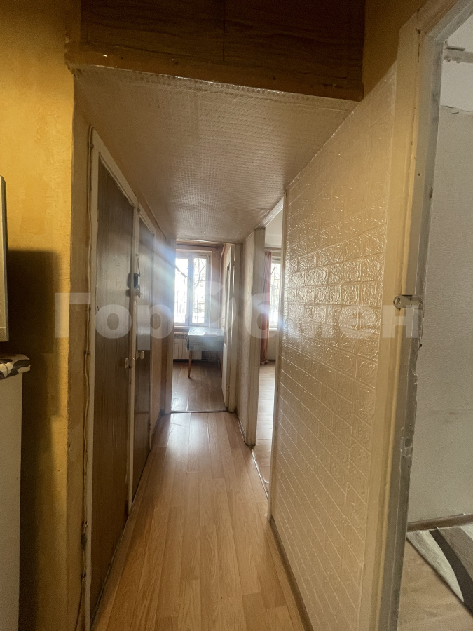 Продажа 2-комнатной квартиры, Москва, Россия,   улица Коминтерна