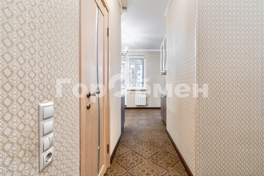 Продажа 2-комнатной квартиры, Москва, Россия,   Михневская улица