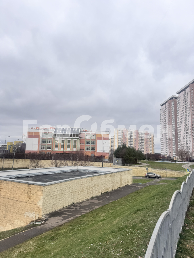 Продажа 2-комнатной квартиры, Москва, Россия,   Лукинская улица