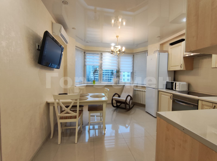 Аренда 2-комнатной квартиры, Красногорск, Россия,   городской округ   Красногорский бульвар