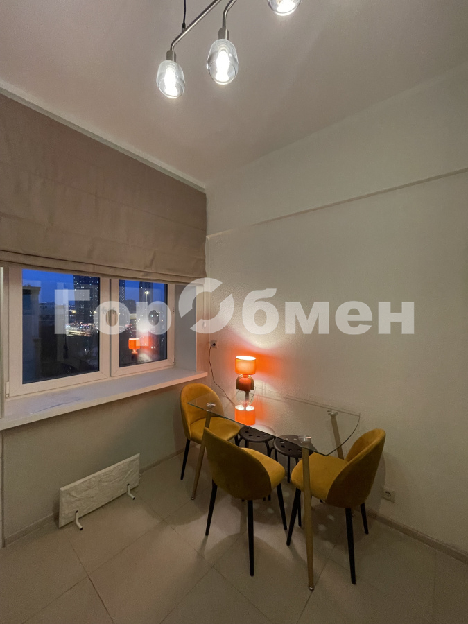 Аренда 2-комнатной квартиры, Москва, Россия,   Студенческая улица