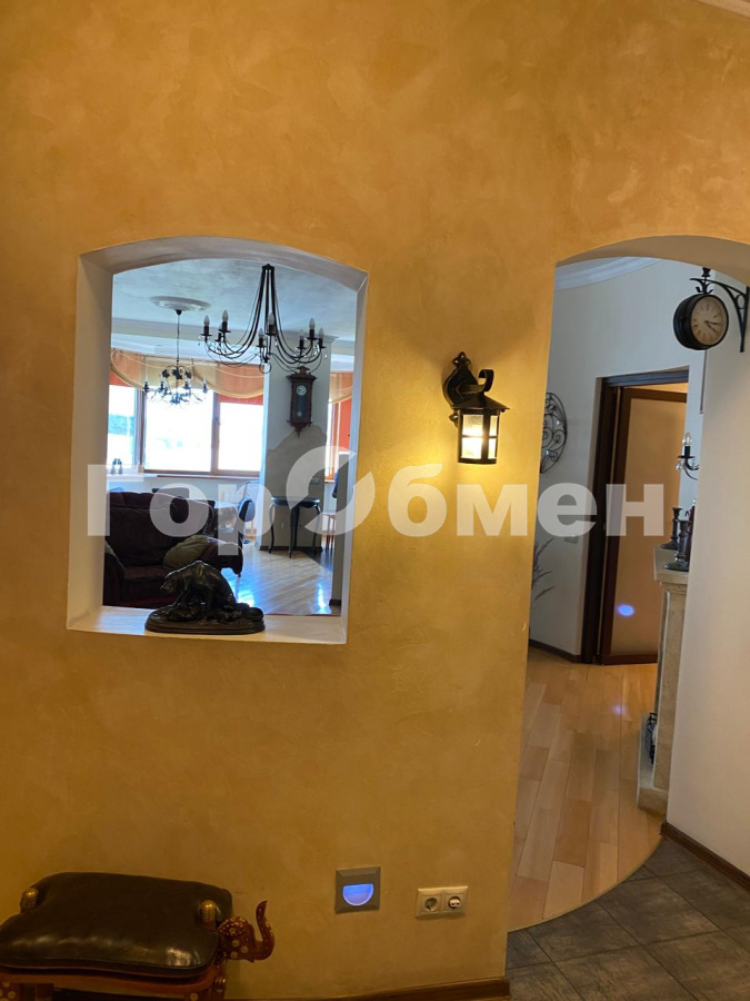 Аренда 3-комнатной квартиры, Москва, Россия,   улица Пырьева