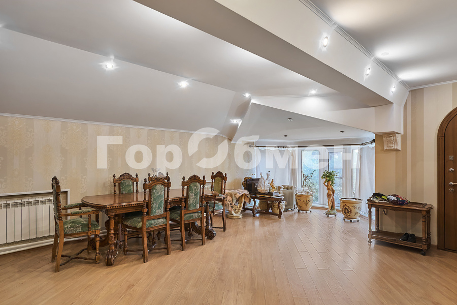 Продажа дома, 415м <sup>2</sup>, 7 сот., Говорово, Россия,    СНТ Мичуринец