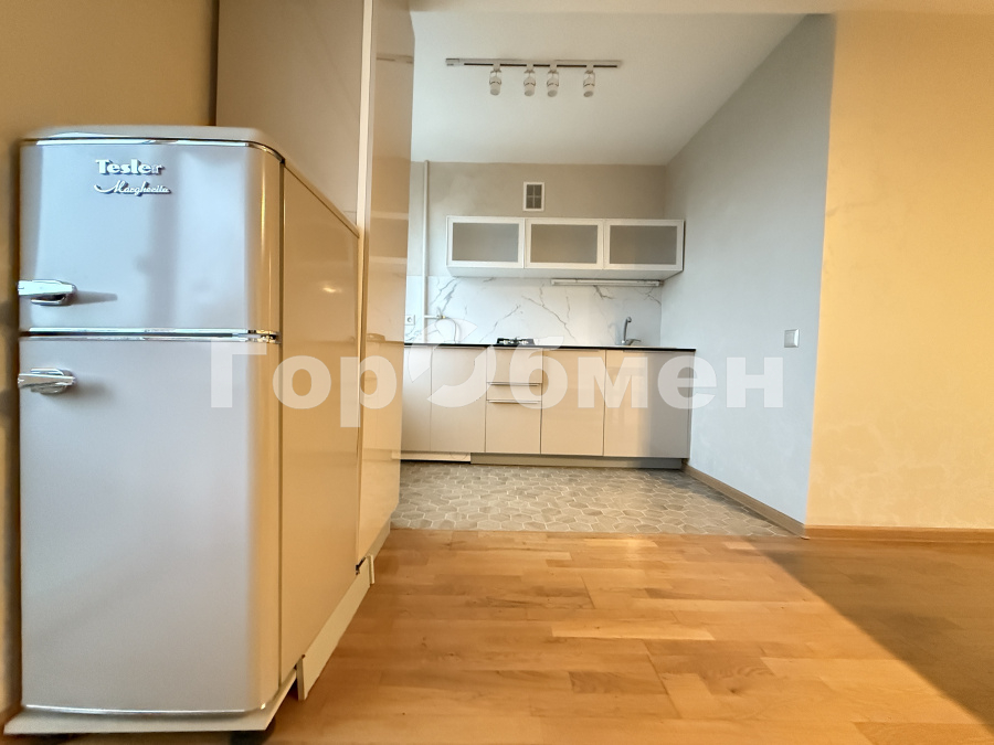 Продажа 1-комнатной квартиры, Москва, Россия,   Поклонная улица