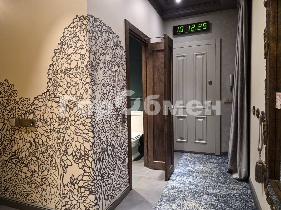 Продажа 2-комнатной квартиры, Москва, Россия,   Кутузовский проспект