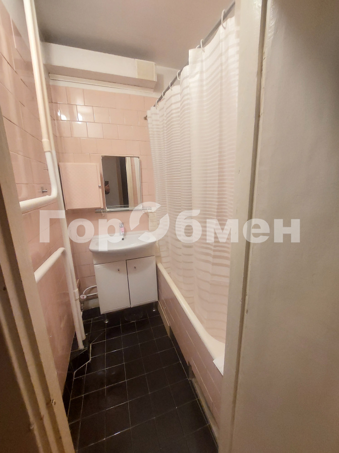 Продажа 2-комнатной квартиры, Москва, Россия,   Чусовская улица